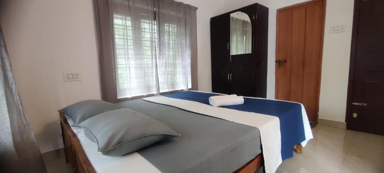 Hostel Calaila Varkala Buitenkant foto