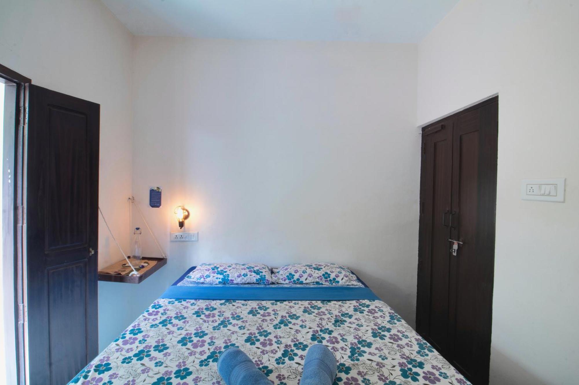 Hostel Calaila Varkala Buitenkant foto